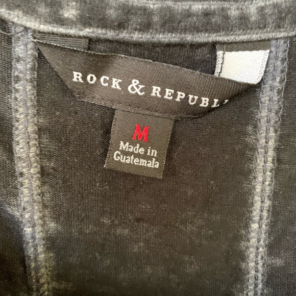 Rock & Republic Top - Picture 2 of 3
